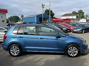Used 2016 Volkswagen Golf Sv Se Blue - Interior and Exterior details 7