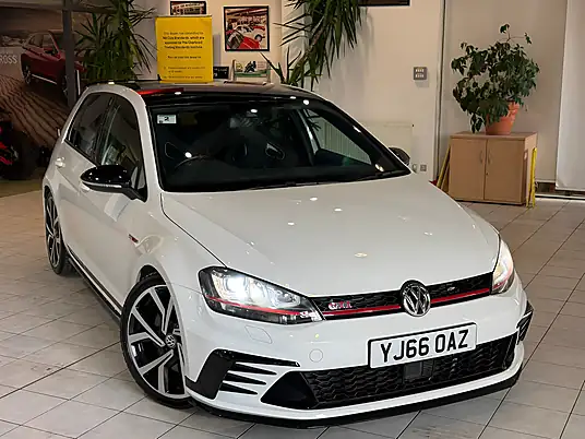 2016 Volkswagen Golf 2.0