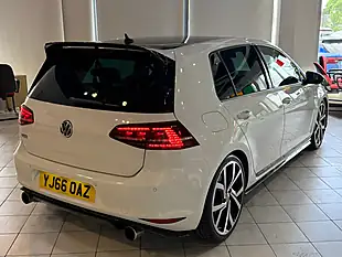 Used 2016 Volkswagen Golf White - Interior and Exterior details 13