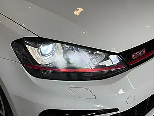 Used 2016 Volkswagen Golf White - Interior and Exterior details 4