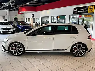 Used 2016 Volkswagen Golf White - Interior and Exterior details 5