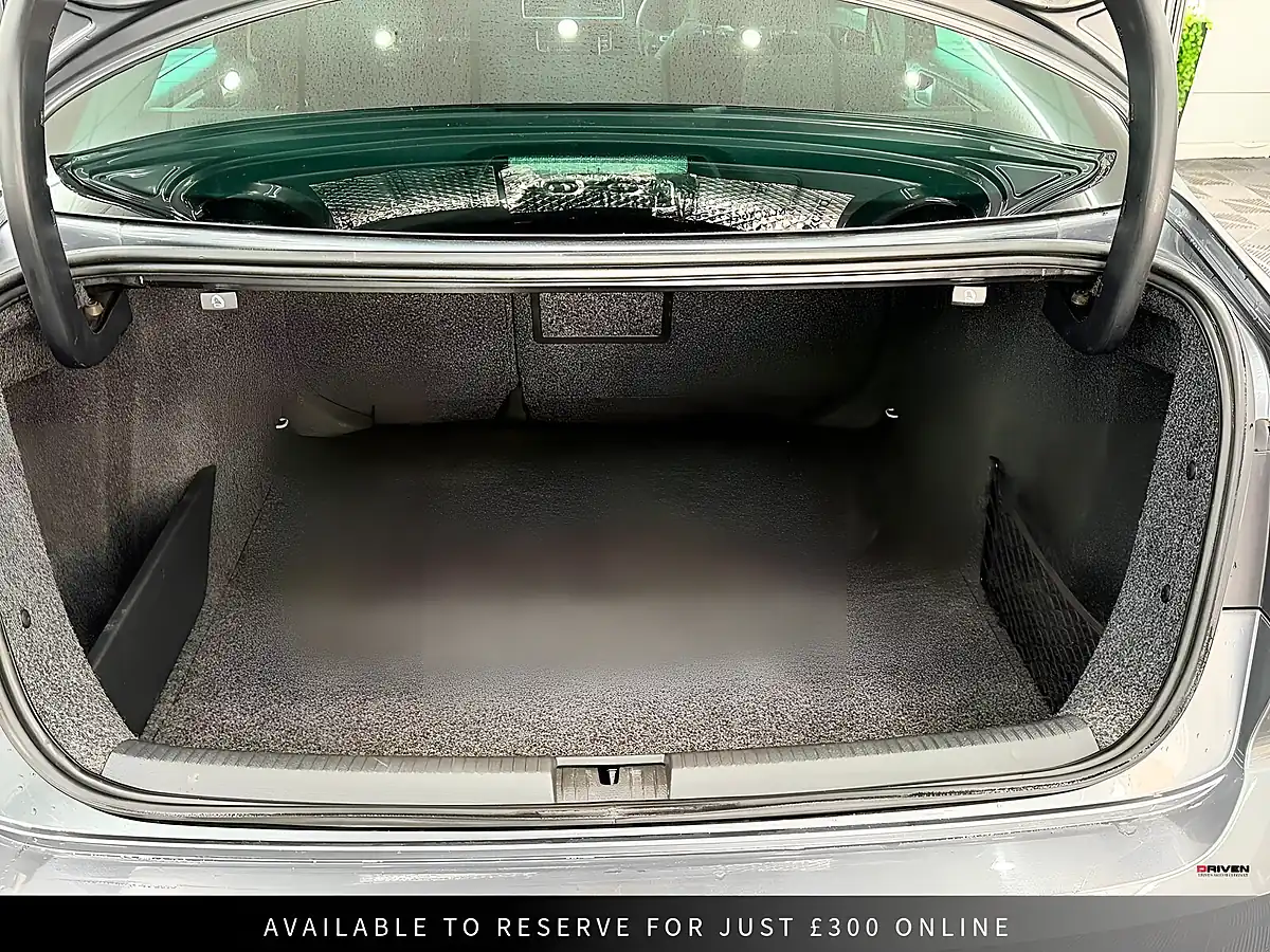 Used 2016 Volkswagen Jetta Se Grey - Interior and Exterior details 16