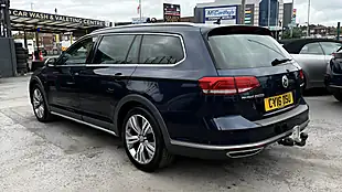 Used 2016 Volkswagen Passat Alltrack Blue - Interior and Exterior details 5