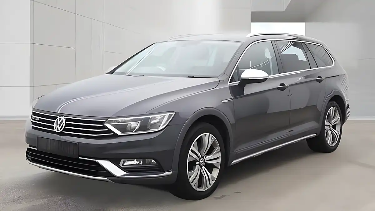 Used 2016 Volkswagen Passat Alltrack Grey - Interior and Exterior details 2