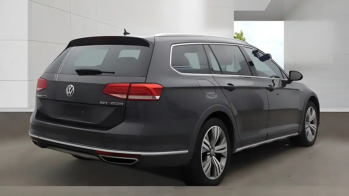 Used 2016 Volkswagen Passat Alltrack Grey - Interior and Exterior details 4