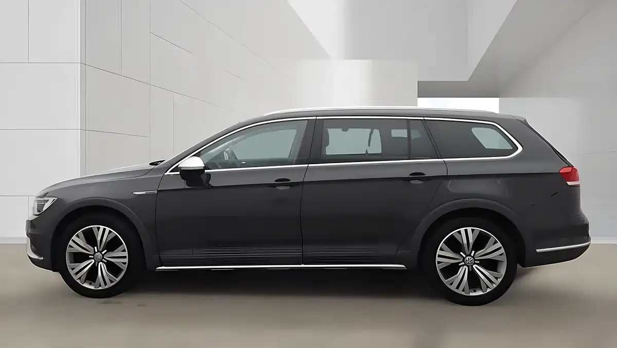 Used 2016 Volkswagen Passat Alltrack Grey - Interior and Exterior details 6