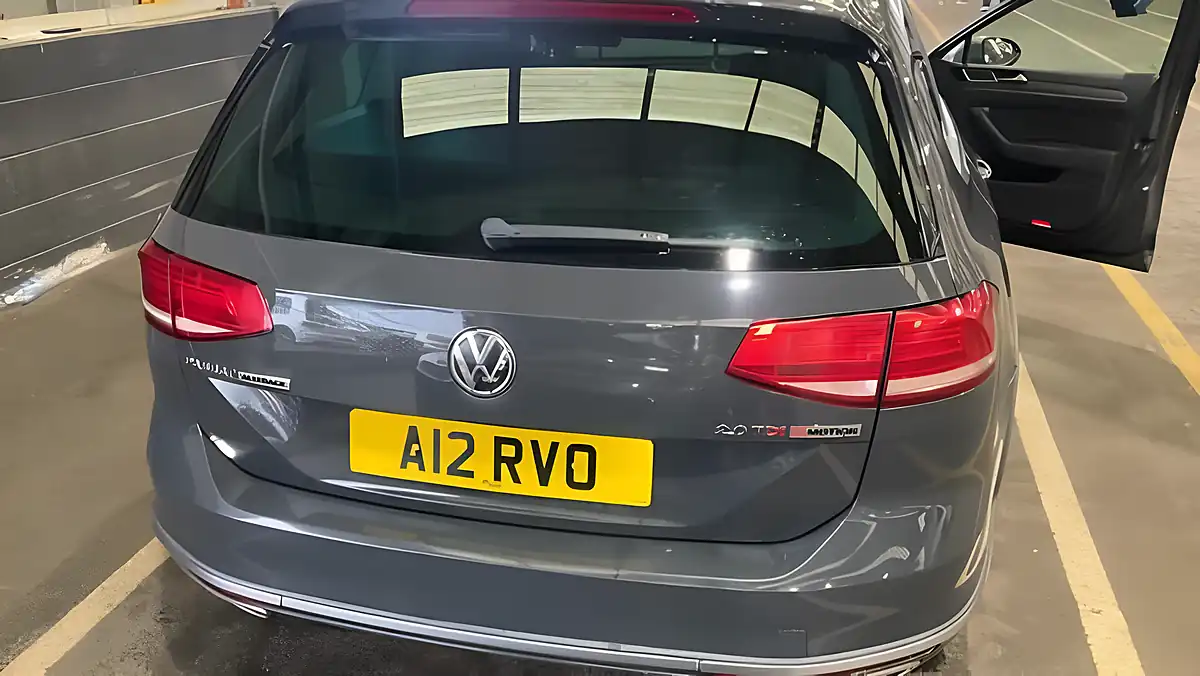 Used 2016 Volkswagen Passat Alltrack Grey - Interior and Exterior details 9