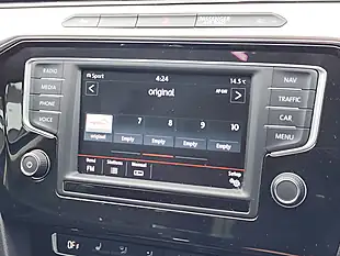 Used 2016 Volkswagen Passat Bluemotion Tech GT Blue - Interior and Exterior details 11