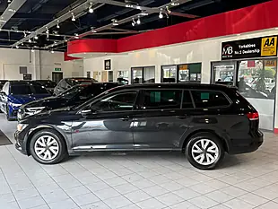 Used 2016 Volkswagen Passat Bluemotion Tech S Black - Interior and Exterior details 6