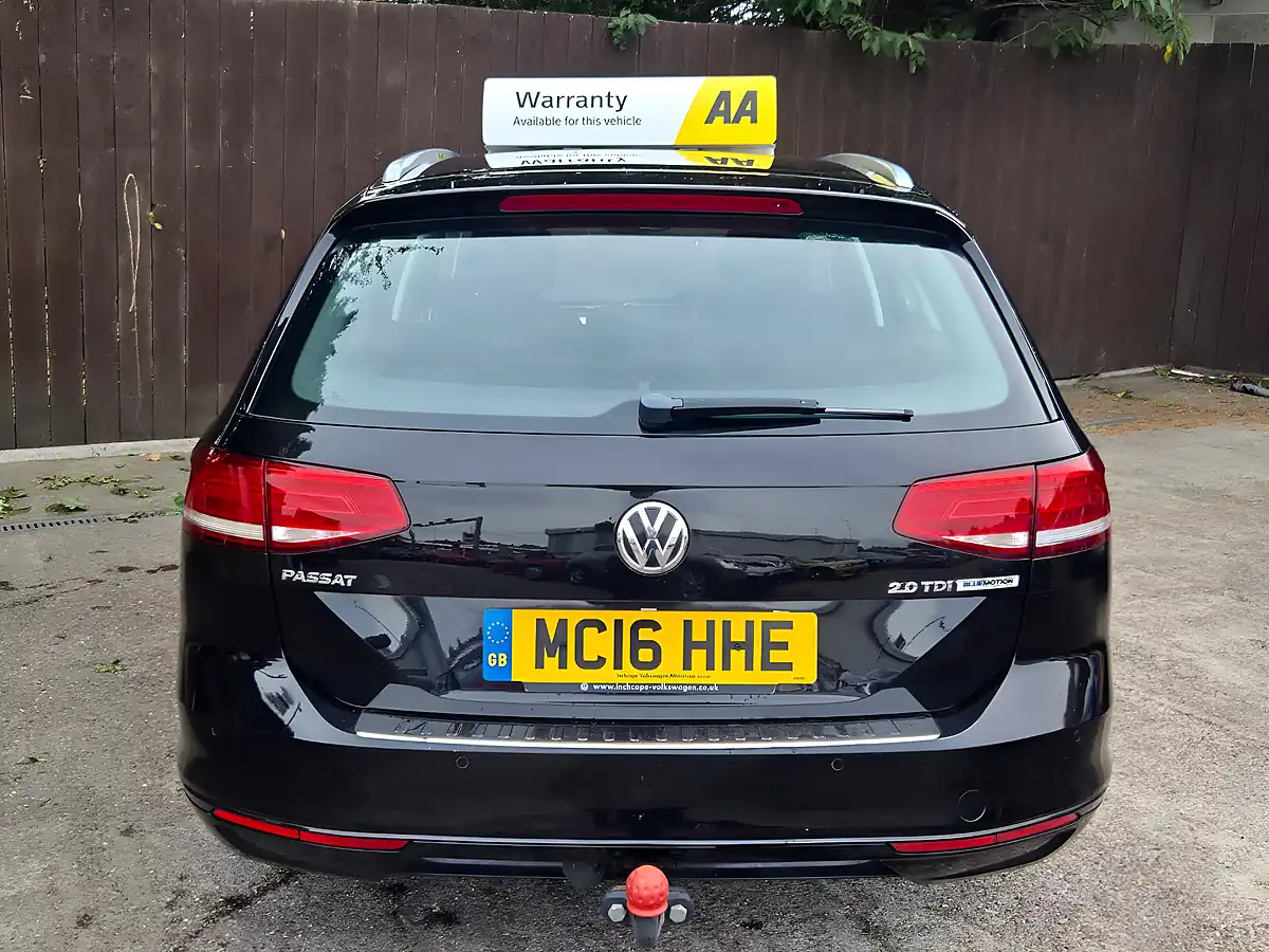 Used 2016 Volkswagen Passat Bluemotion Tech Se Black - Interior and Exterior details 6