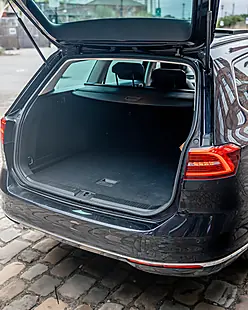 Used 2016 Volkswagen Passat GT Black - Interior and Exterior details 14