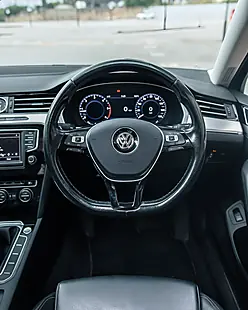 Used 2016 Volkswagen Passat GT Black - Interior and Exterior details 17