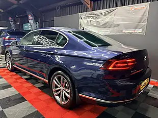 Used 2016 Volkswagen Passat GT Blue - Interior and Exterior details 7