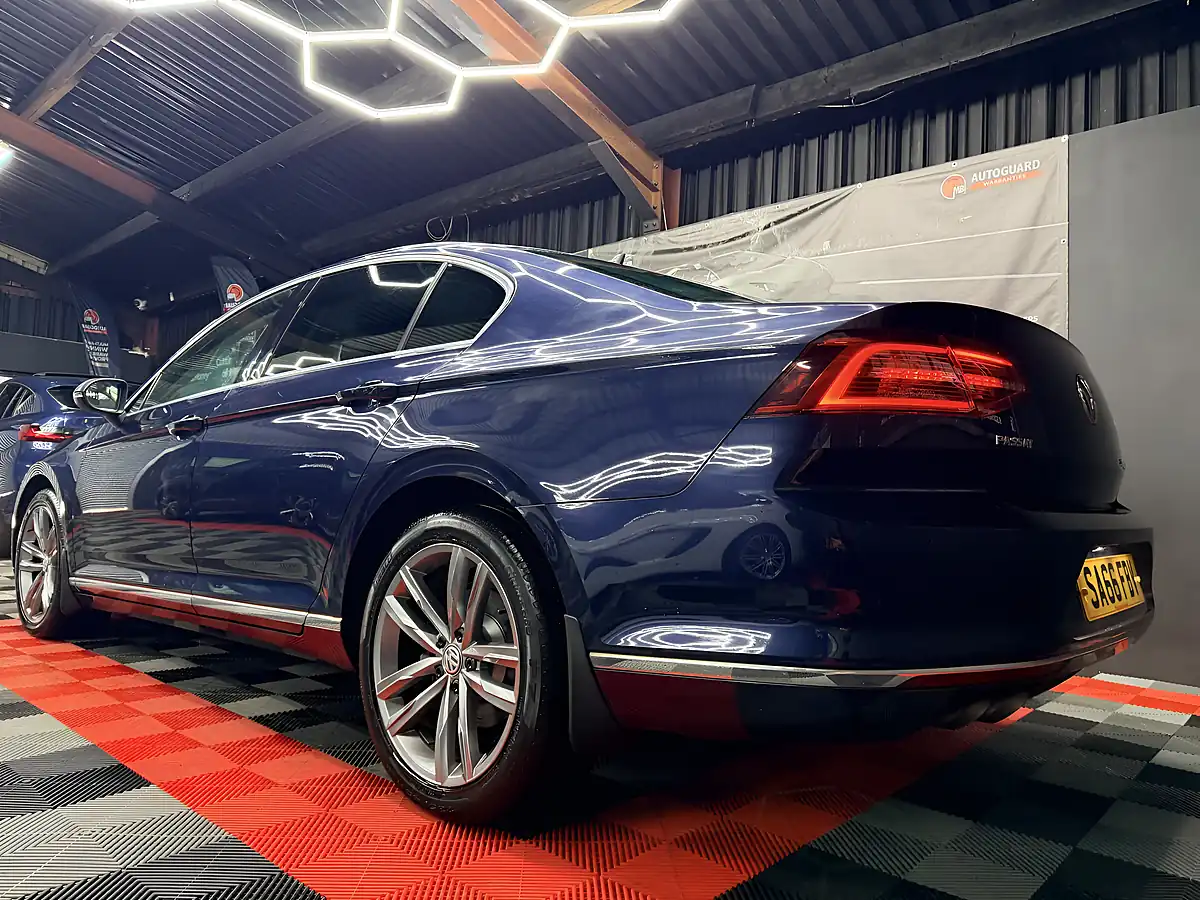 Used 2016 Volkswagen Passat GT Blue - Interior and Exterior details 8