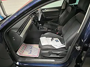 Used 2016 Volkswagen Passat GT Blue - Interior and Exterior details 11