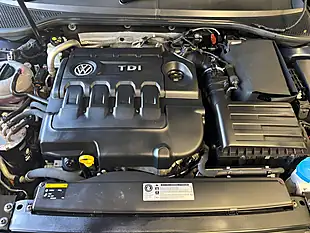 Used 2016 Volkswagen Passat GT Blue - Interior and Exterior details 15