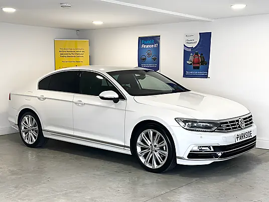 2016 Volkswagen Passat 2.0 TSI R-Line