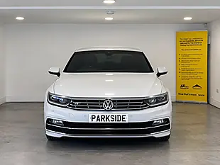 Used 2016 Volkswagen Passat R-Line Oryx White - Interior and Exterior details 4