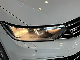 Used 2016 Volkswagen Passat R-Line White - Interior and Exterior details 3