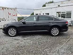 Used 2016 Volkswagen Passat Se Business Black - Interior and Exterior details 5