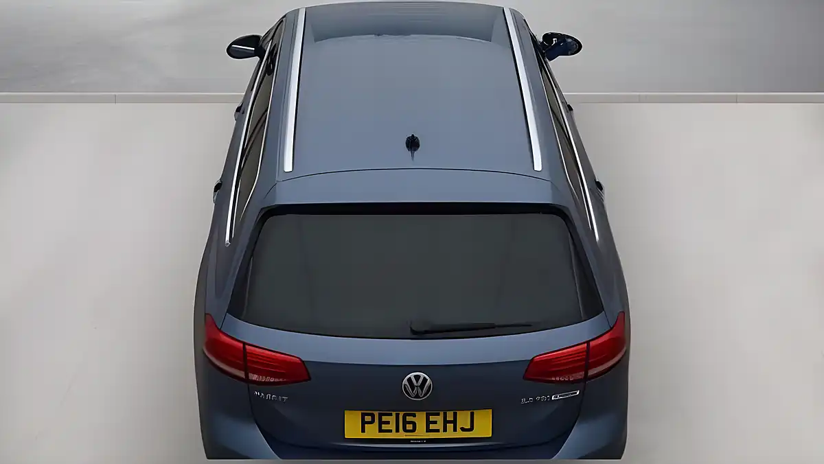 Used 2016 Volkswagen Passat Se Business Blue - Interior and Exterior details 6
