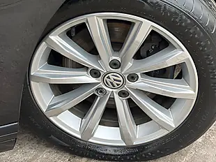 Used 2016 Volkswagen Passat Se Business Deep Black - Interior and Exterior details 9