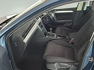 Used 2016 Volkswagen Passat Se Business Edition Blue - Interior and Exterior details 6