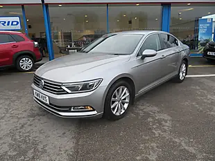 Used 2016 Volkswagen Passat Se Business Silver - Interior and Exterior details 5