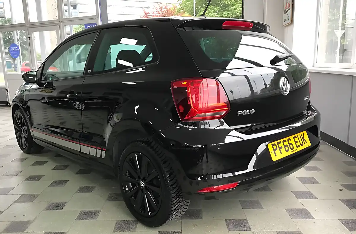 Used 2016 Volkswagen Polo Beats Black - Interior and Exterior details 16