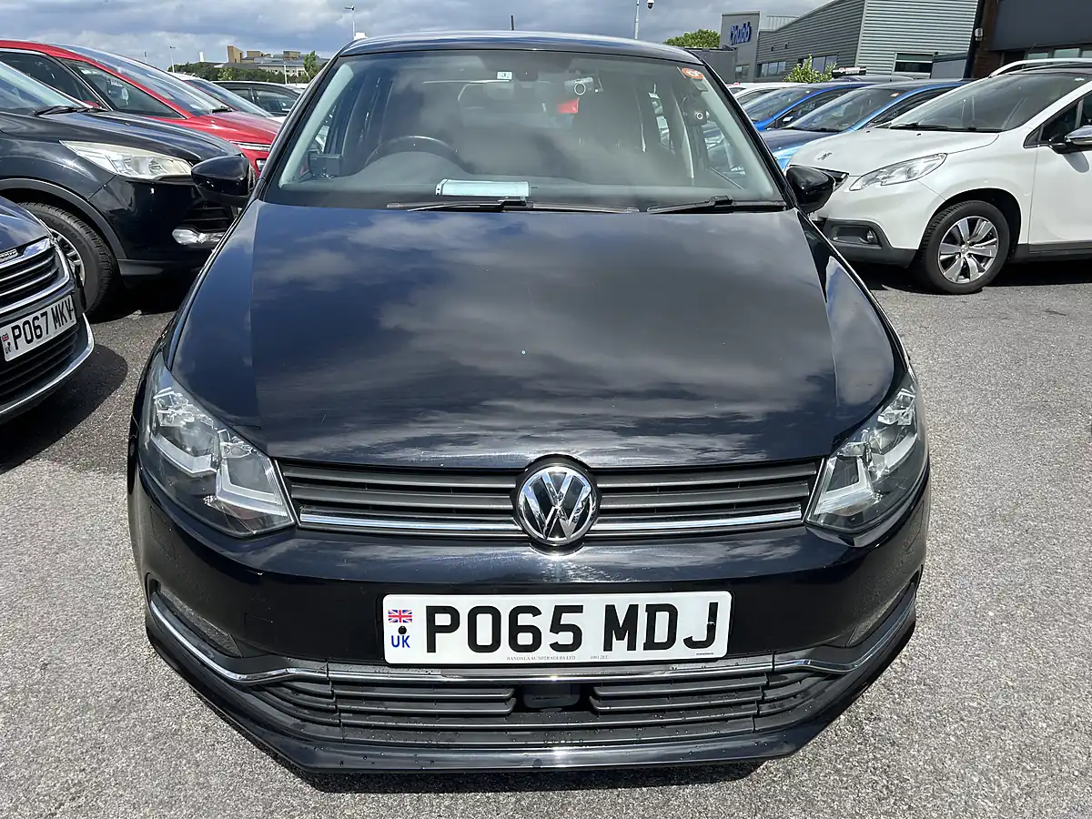 Used 2016 Volkswagen Polo Black - Interior and Exterior details 2