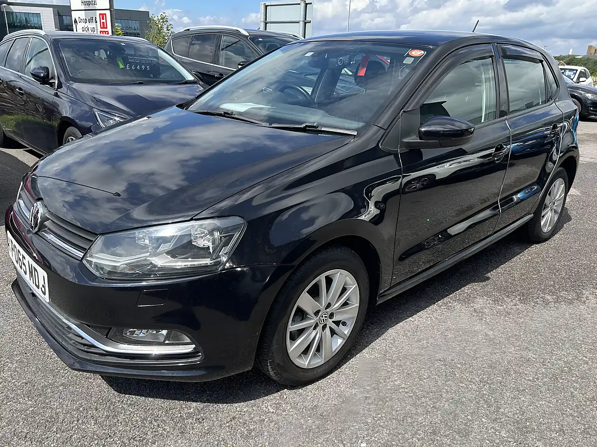 Used 2016 Volkswagen Polo Black - Interior and Exterior details 3