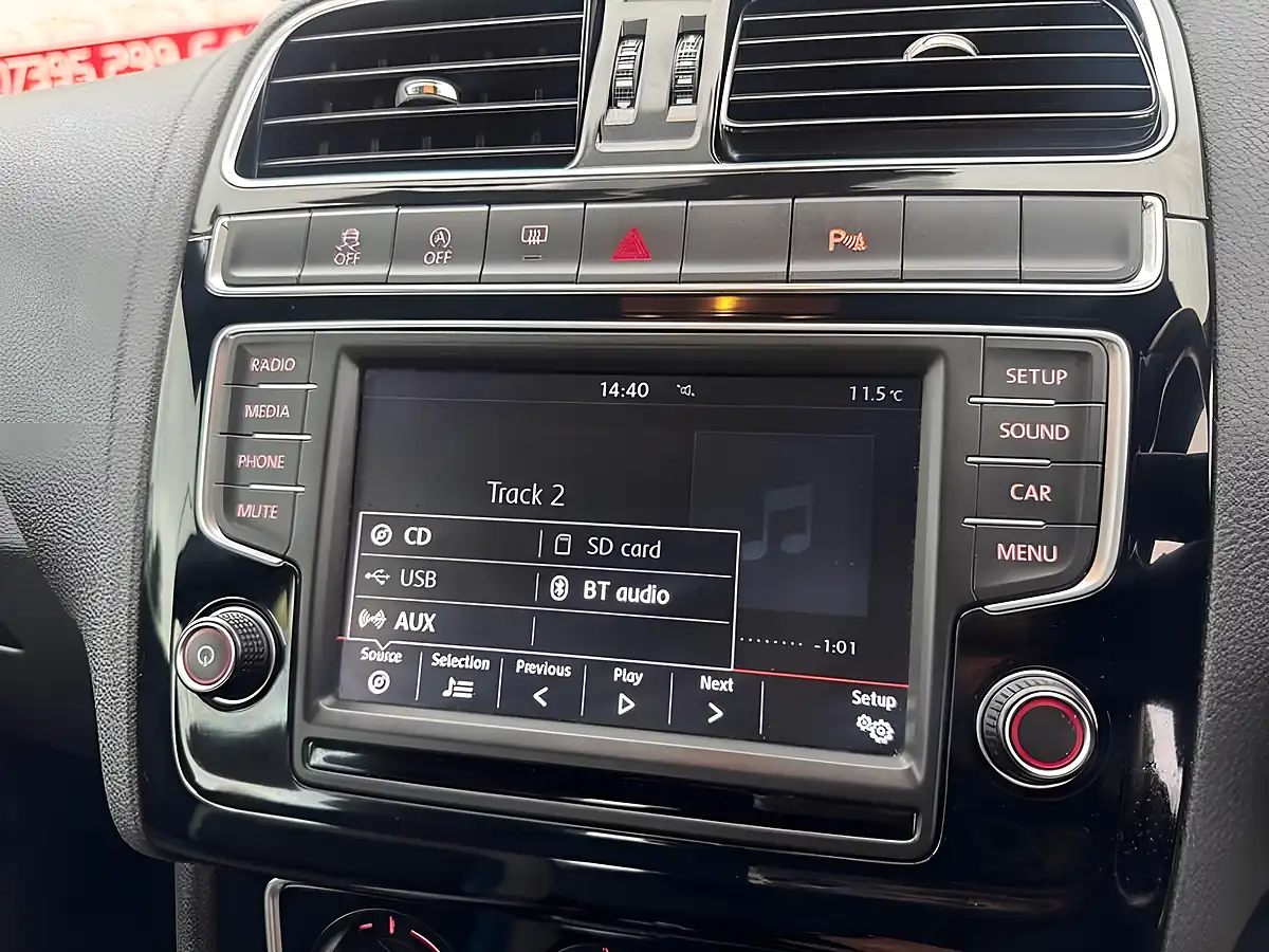 Used 2016 Volkswagen Polo Bluemotion Tech Bluegt White - Interior and Exterior details 14
