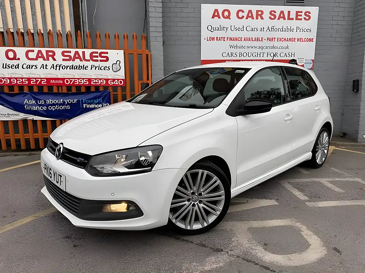 Used 2016 Volkswagen Polo Bluemotion Tech Bluegt White - Interior and Exterior details 3