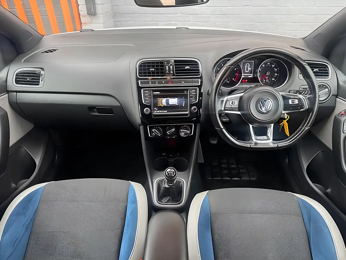 Used 2016 Volkswagen Polo Bluemotion Tech Bluegt White - Interior and Exterior details 9
