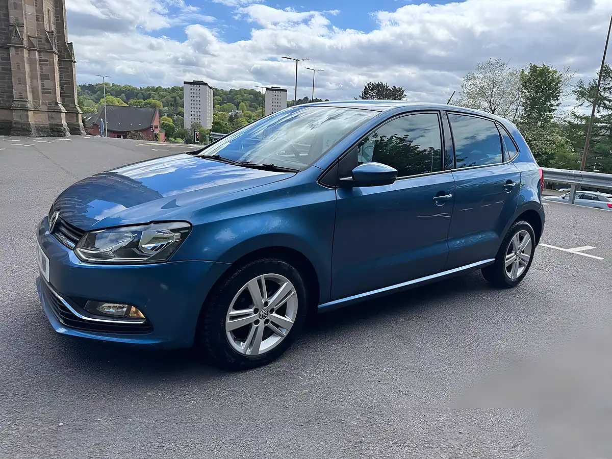 Used 2016 Volkswagen Polo Bluemotion Tech Match Blue - Interior and Exterior details 6