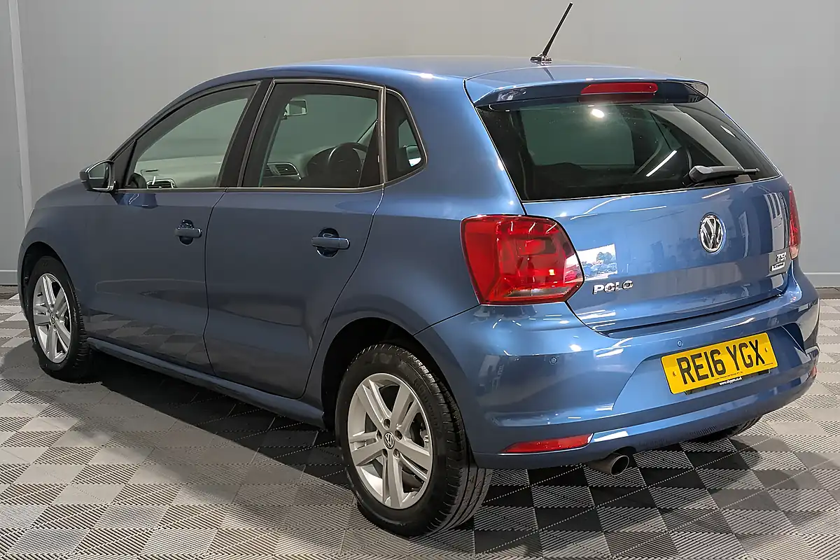Used 2016 Volkswagen Polo Bluemotion Tech Match Blue - Interior and Exterior details 9