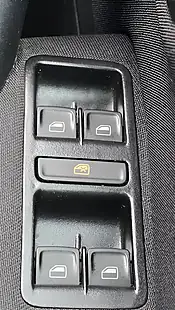 Used 2016 Volkswagen Polo Bluemotion Tech Match Blue - Interior and Exterior details 15