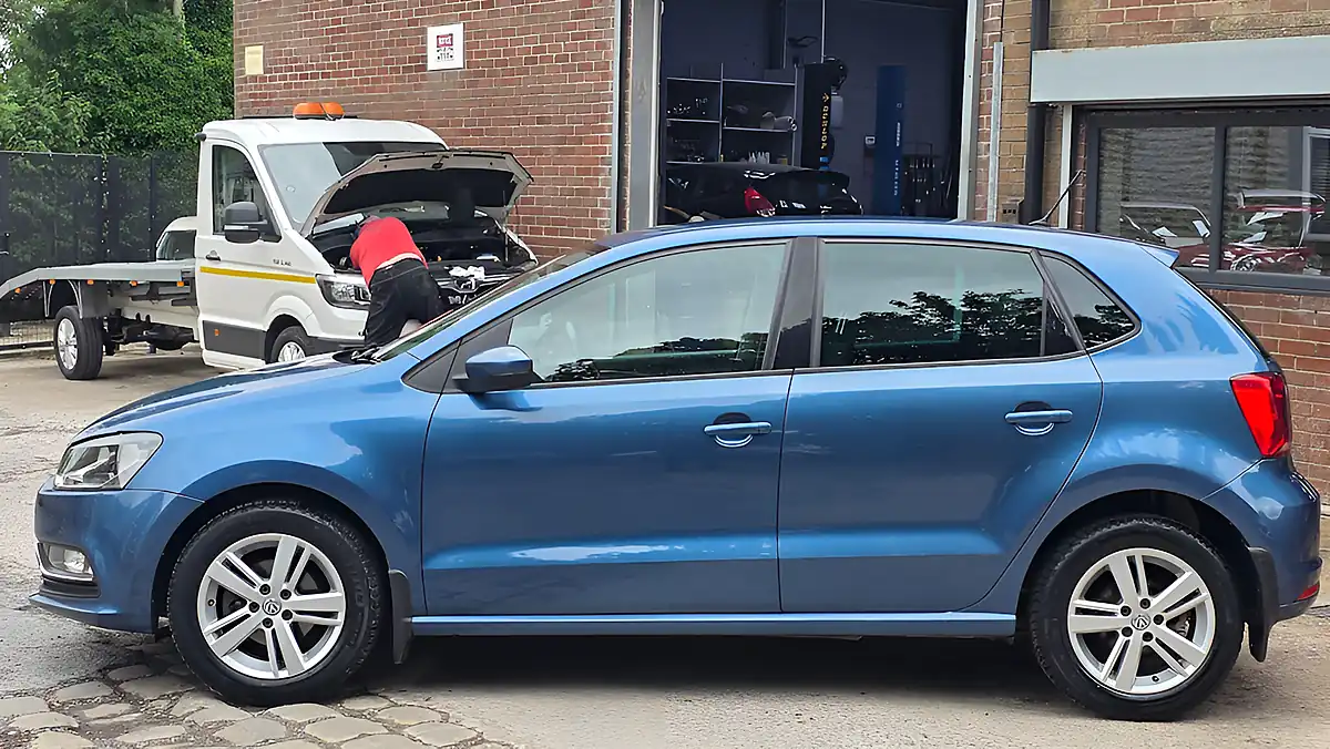 Used 2016 Volkswagen Polo Bluemotion Tech Match Blue - Interior and Exterior details 5
