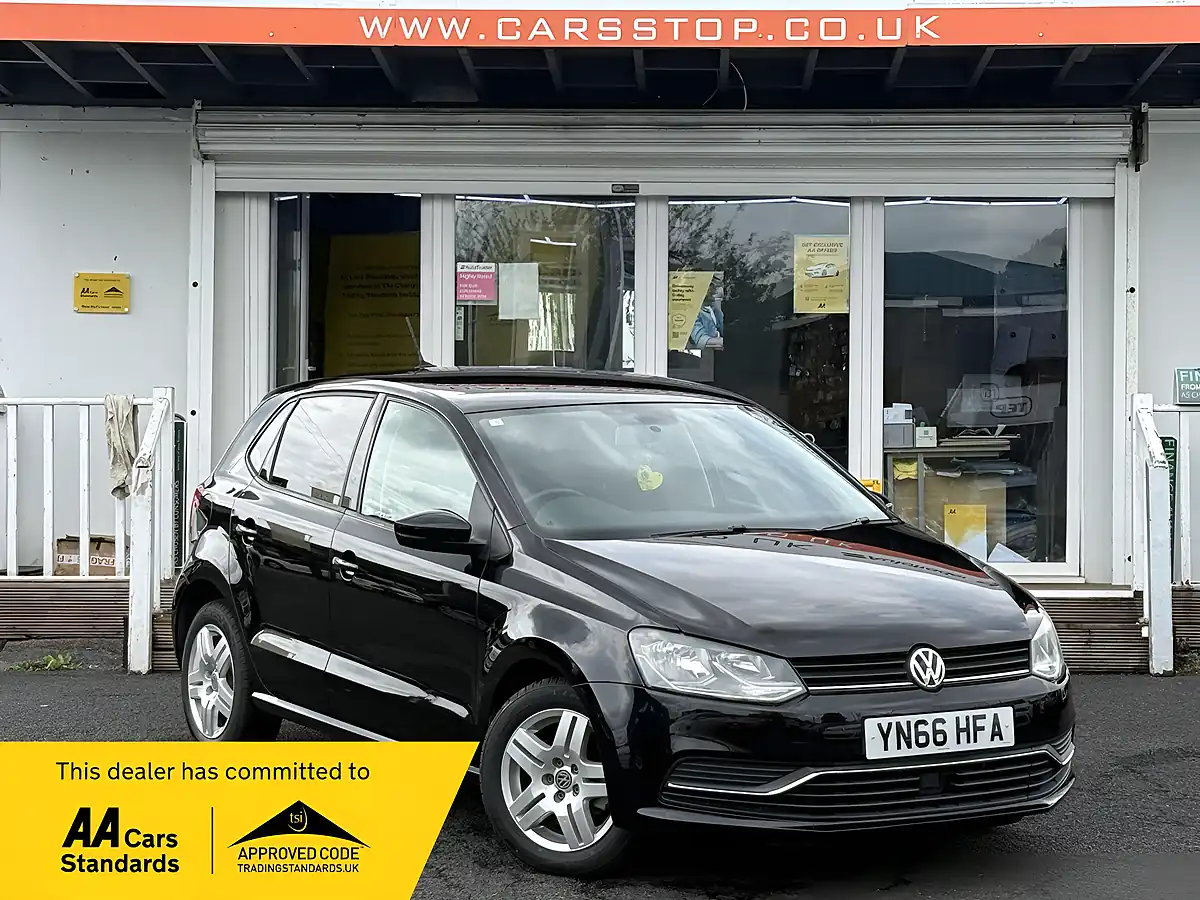 Used 2016 Volkswagen Polo Bluemotion Tech Match Multicolour - Front View