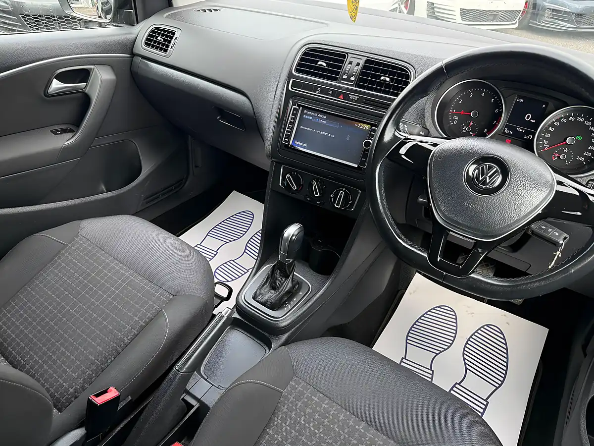 Used 2016 Volkswagen Polo Bluemotion Tech Match Multicolour - Interior and Exterior details 15