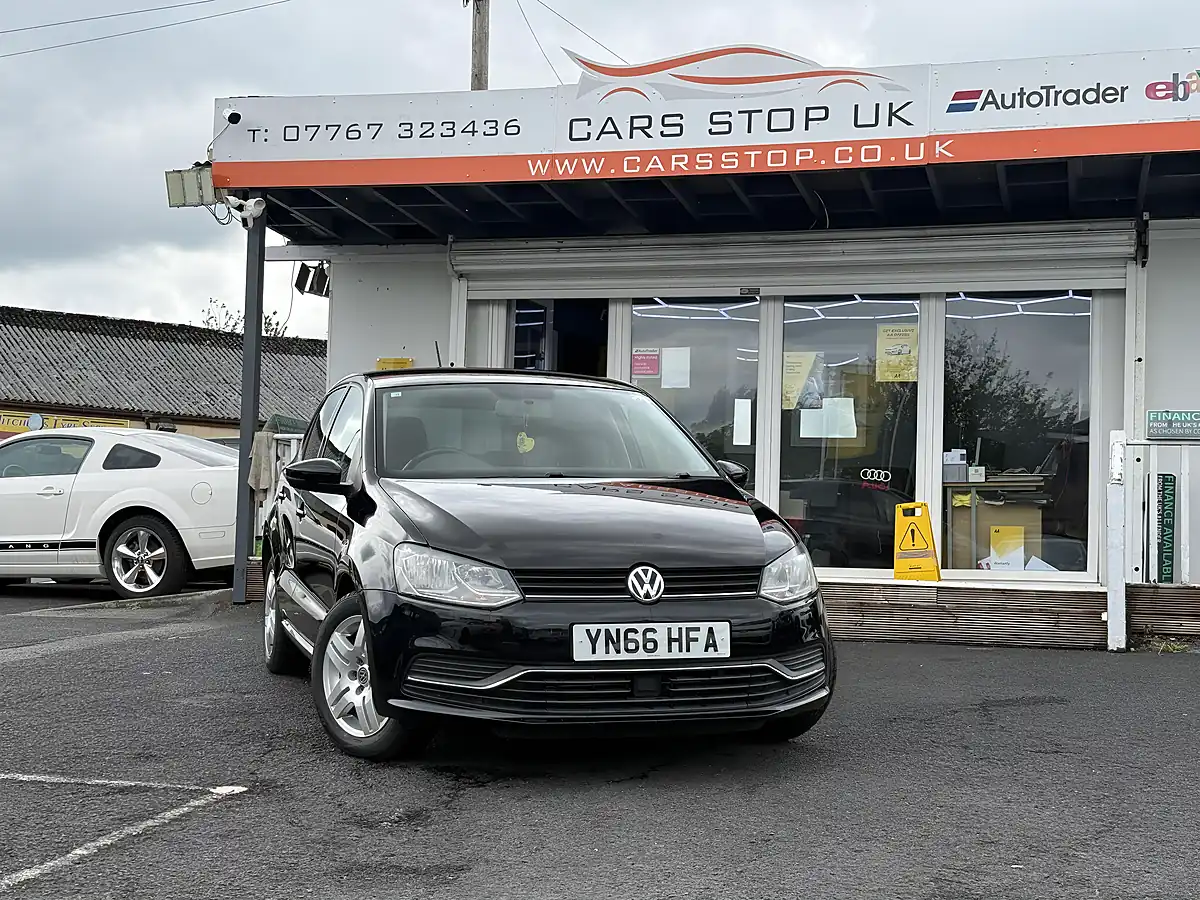 Used 2016 Volkswagen Polo Bluemotion Tech Match Multicolour - Interior and Exterior details 6