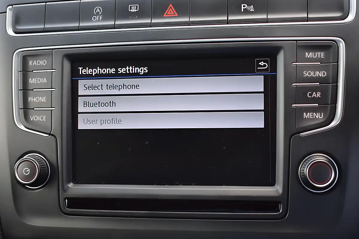 Used 2016 Volkswagen Polo Bluemotion Tech Match Red - Interior and Exterior details 14