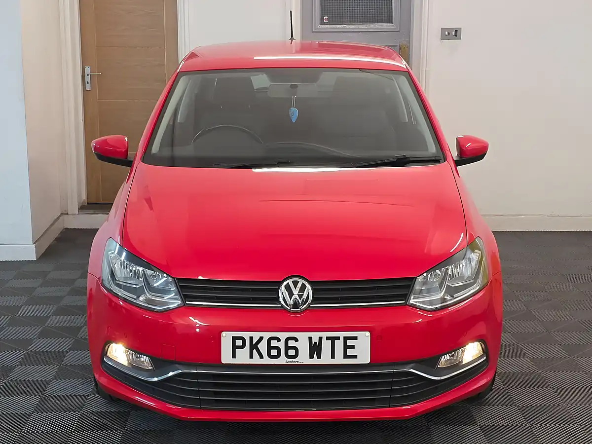 Used 2016 Volkswagen Polo Bluemotion Tech Match Red - Interior and Exterior details 2