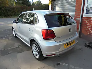 Used 2016 Volkswagen Polo Bluemotion Tech Match Silver - Interior and Exterior details 10