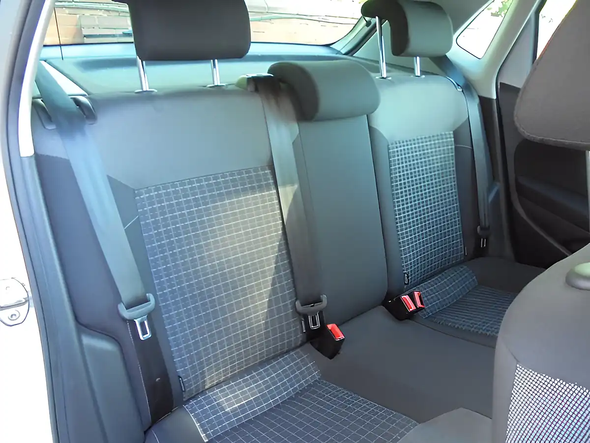 Used 2016 Volkswagen Polo Bluemotion Tech Match Silver - Interior and Exterior details 17
