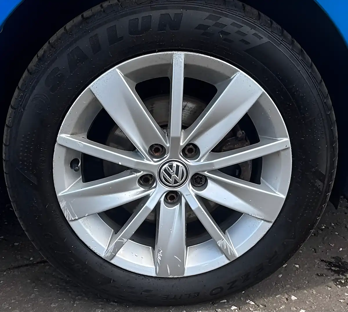 Used 2016 Volkswagen Polo Bluemotion Tech Se Blue - Interior and Exterior details 16