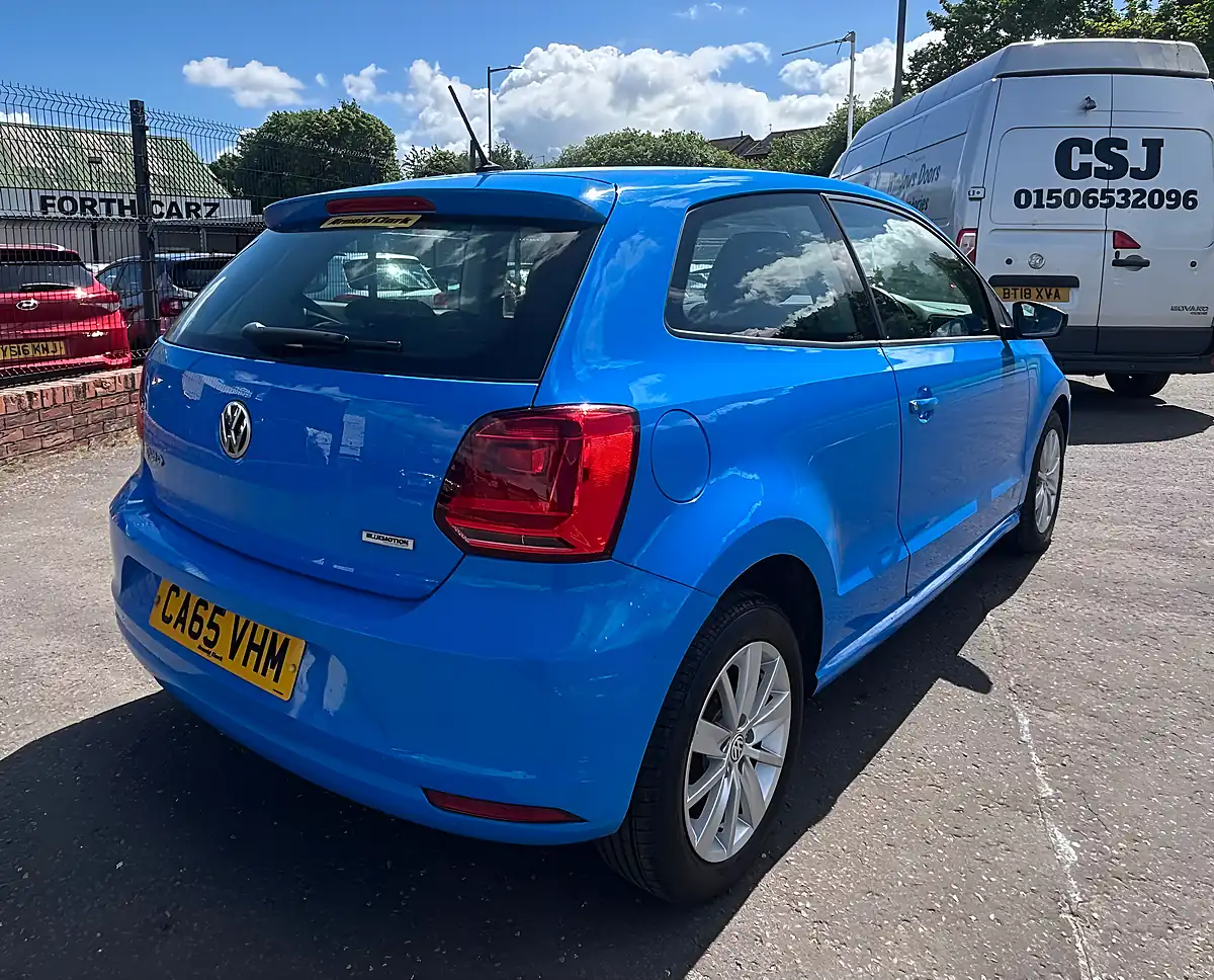 Used 2016 Volkswagen Polo Bluemotion Tech Se Blue - Interior and Exterior details 9