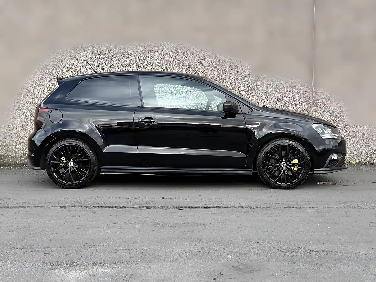 Used 2016 Volkswagen Polo GTI Black - Interior and Exterior details 2