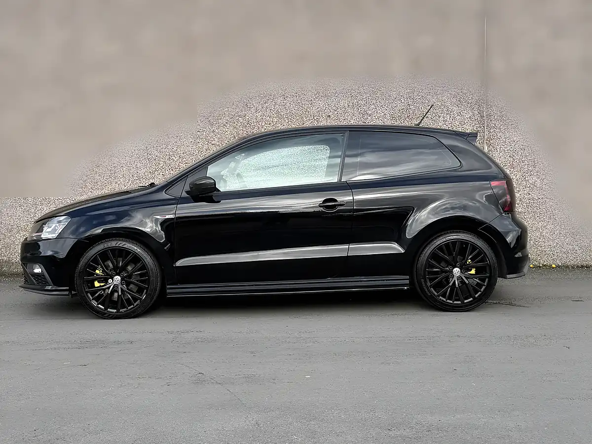 Used 2016 Volkswagen Polo GTI Black - Interior and Exterior details 4