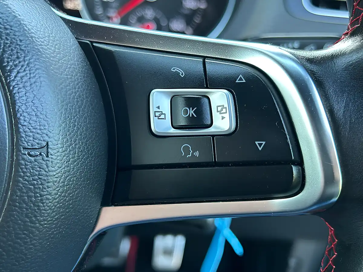 Used 2016 Volkswagen Polo GTI Black - Interior and Exterior details 20